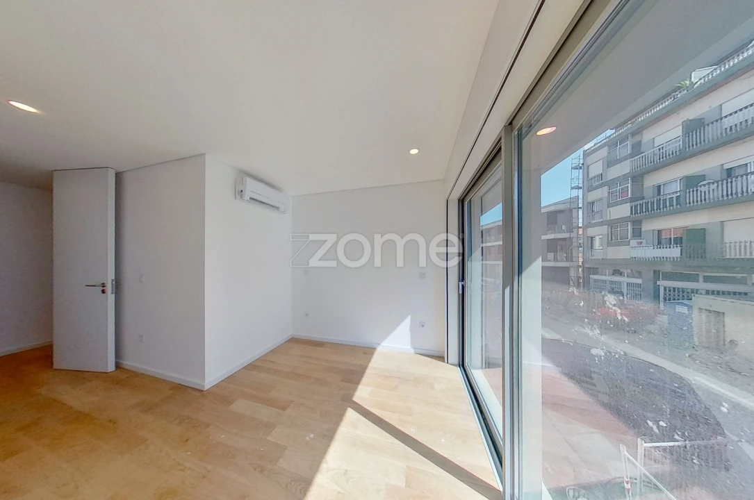 Apartamento T2 para Arrendamento em Bonfim Foto 10