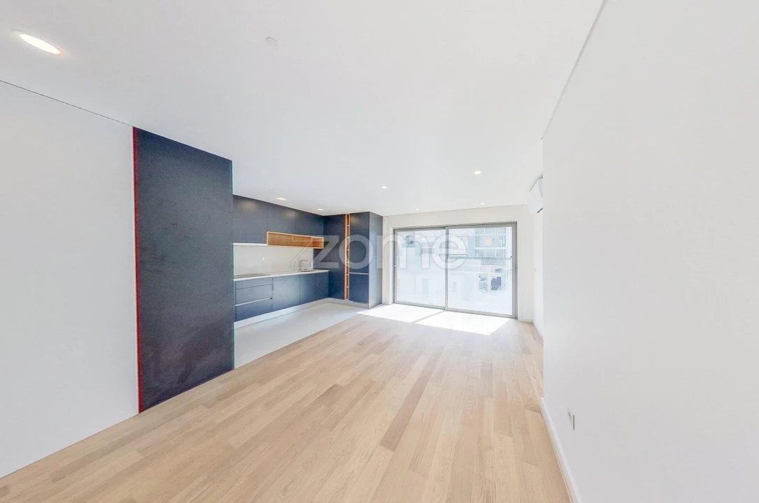 Apartamento T2 para Arrendamento em Bonfim Foto 4