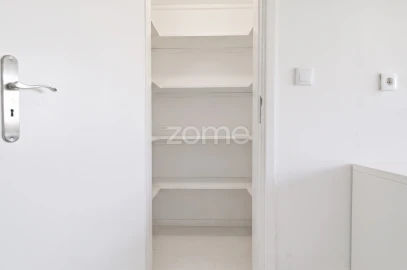 Apartamento T3 para Venda em São Domingos de Rana