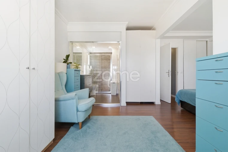 Apartamento T3 para Venda em São Domingos de Rana Foto 14