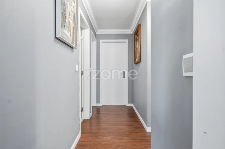 Apartamento T3 para Venda em São Domingos de Rana Foto 18