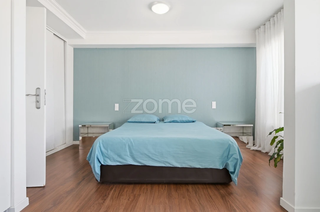 Apartamento T3 para Venda em São Domingos de Rana Foto 12