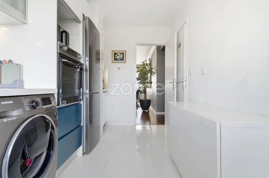 Apartamento T3 para Venda em São Domingos de Rana Foto 10