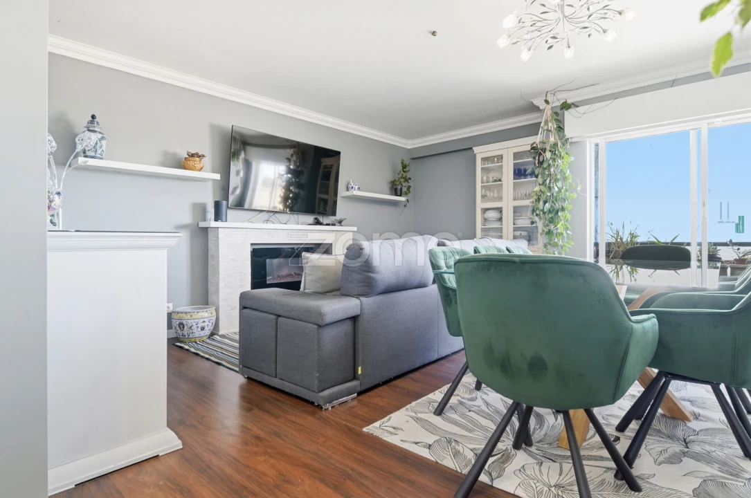 Apartamento T3 para Venda em São Domingos de Rana Foto 2