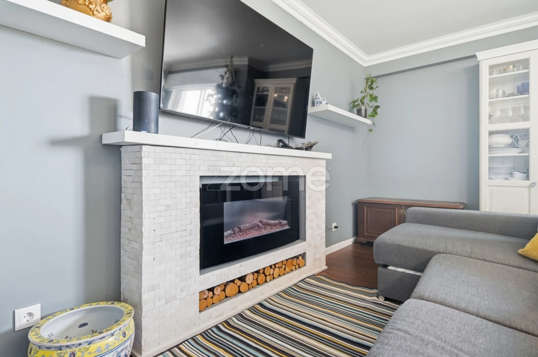 Apartamento T3 para Venda em São Domingos de Rana Foto 4