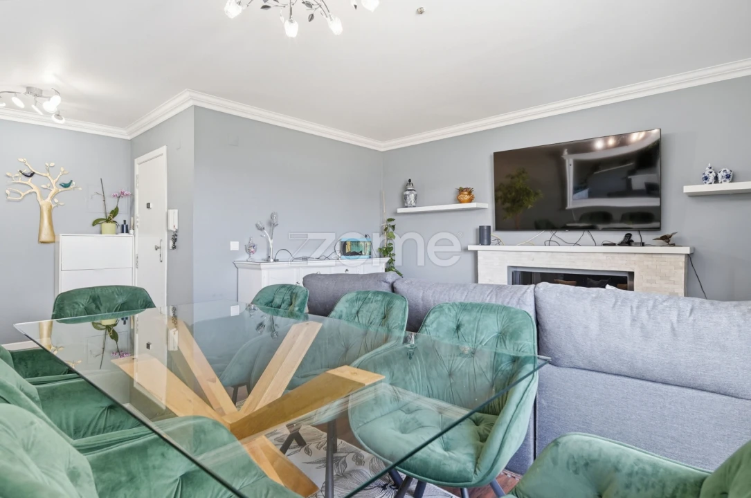 Apartamento T3 para Venda em São Domingos de Rana Foto 6