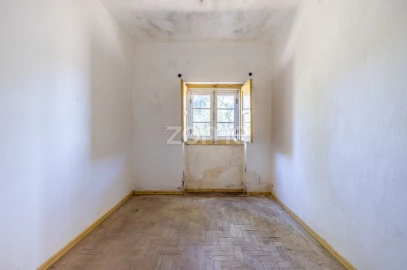 Moradia T3 para Venda em Nossa Senhora da Piedade