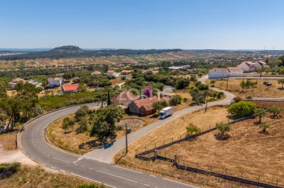Moradia T3 para Venda em Nossa Senhora da Piedade