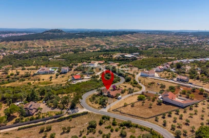 Moradia T3 para Venda em Nossa Senhora da Piedade