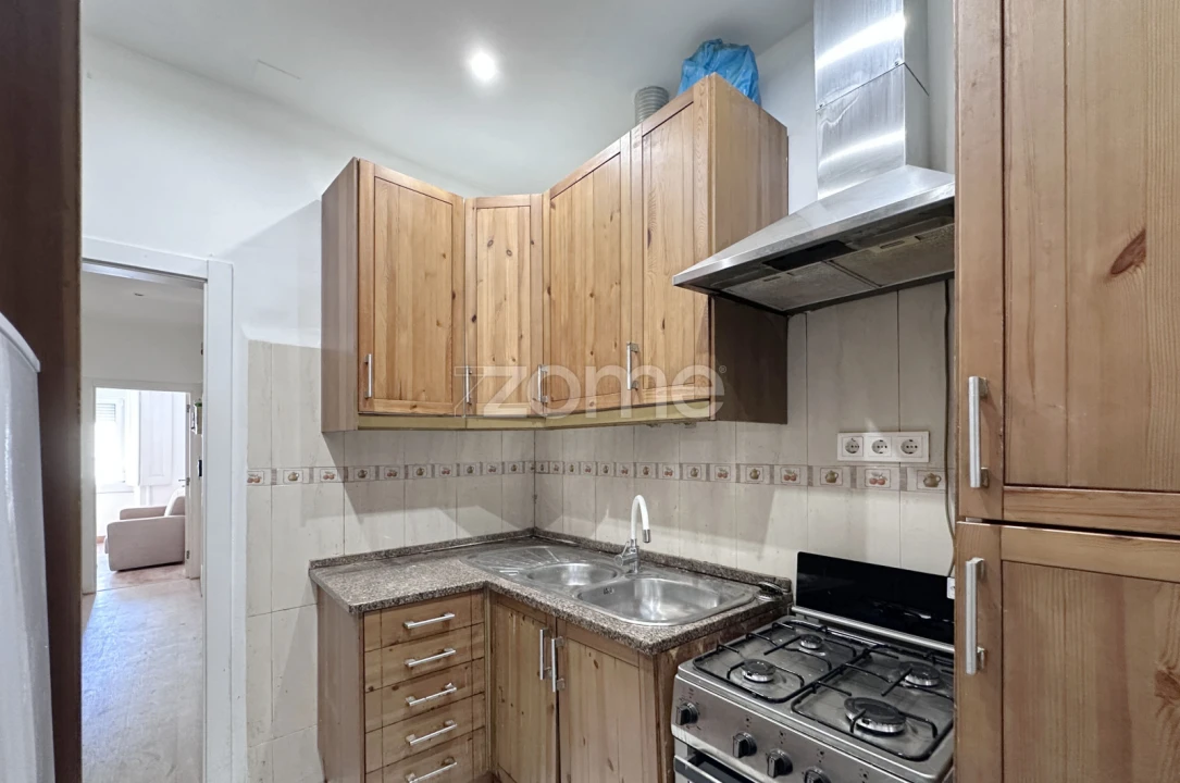 Apartamento T2 para Venda em Arroios Foto 6