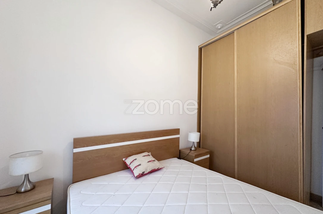Apartamento T2 para Venda em Arroios Foto 10