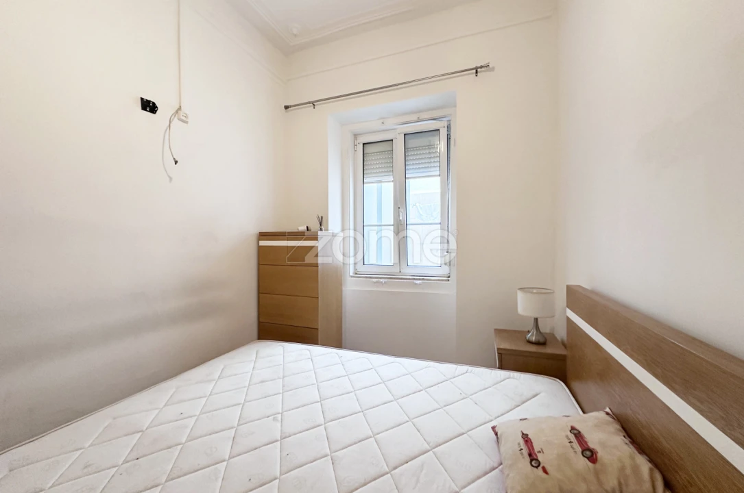 Apartamento T2 para Venda em Arroios Foto 11