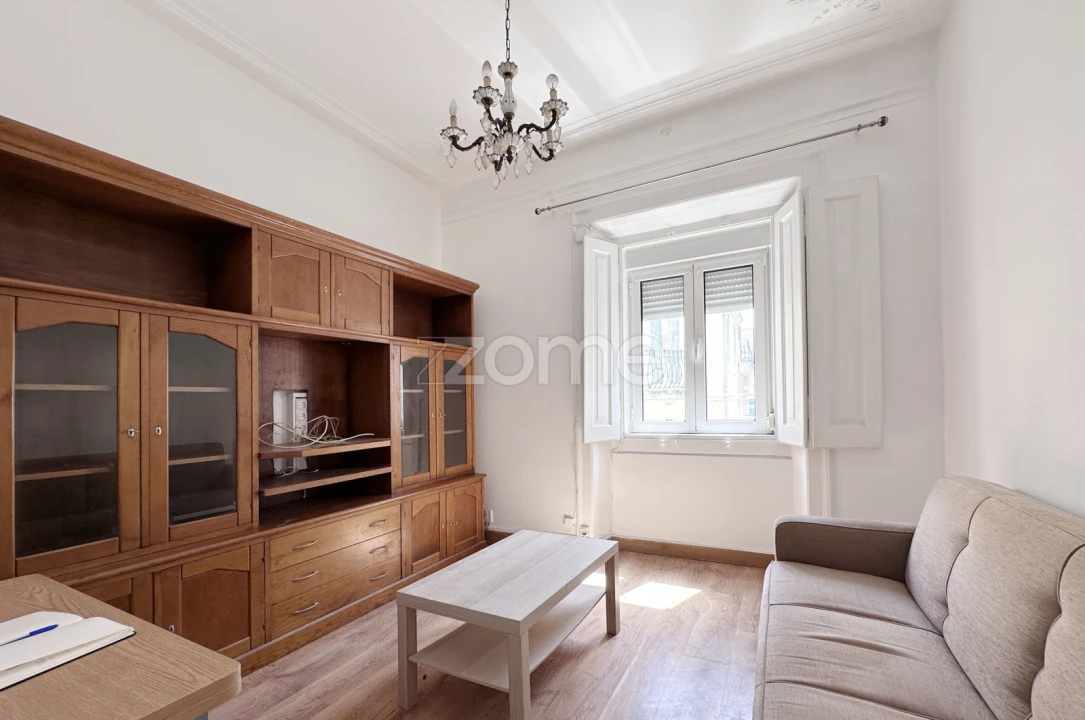 Apartamento T2 para Venda em Arroios Foto 3