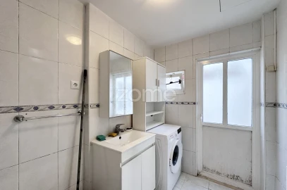 Apartamento T2 para Venda em Arroios