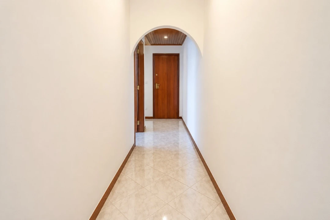 Apartamento T2 para Venda em Algueirão-Mem Martins Foto 9