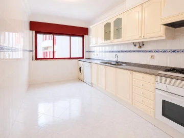 Apartamento T2 para Venda em Algueirão-Mem Martins