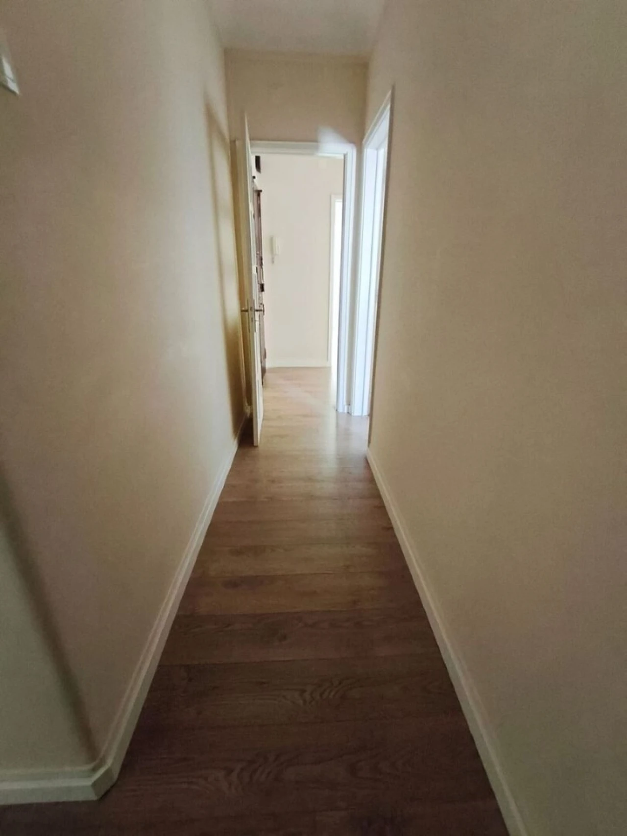 Apartamento T4 para Venda em Campolide Foto 12