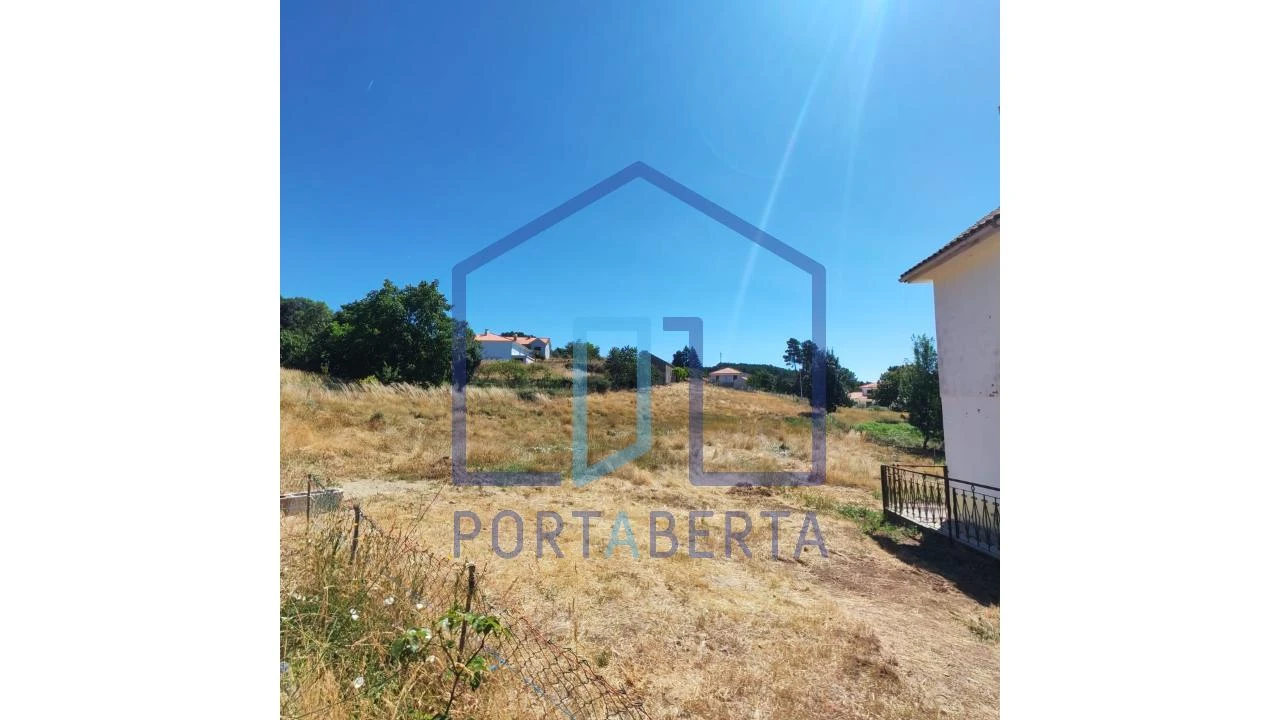 Moradia T4 para Venda em Cimo de Vila da Castanheira Foto 24