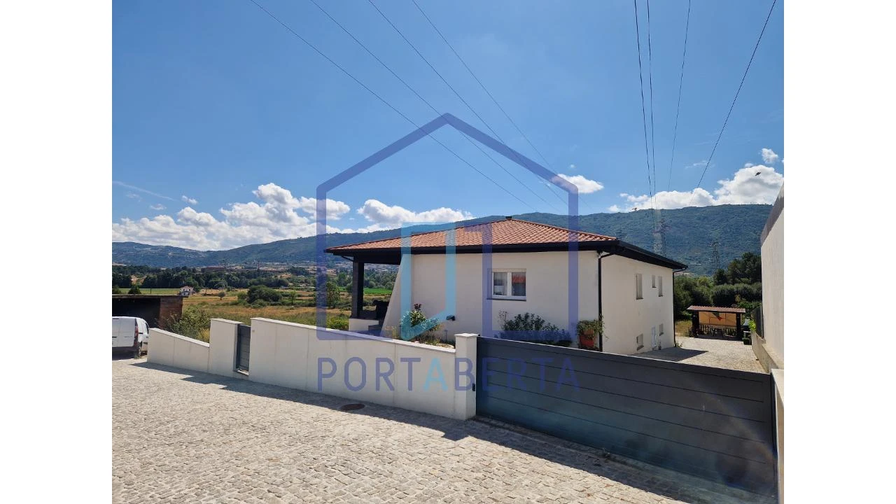 Moradia T3 para Venda em São Pedro de Agostem Foto 3