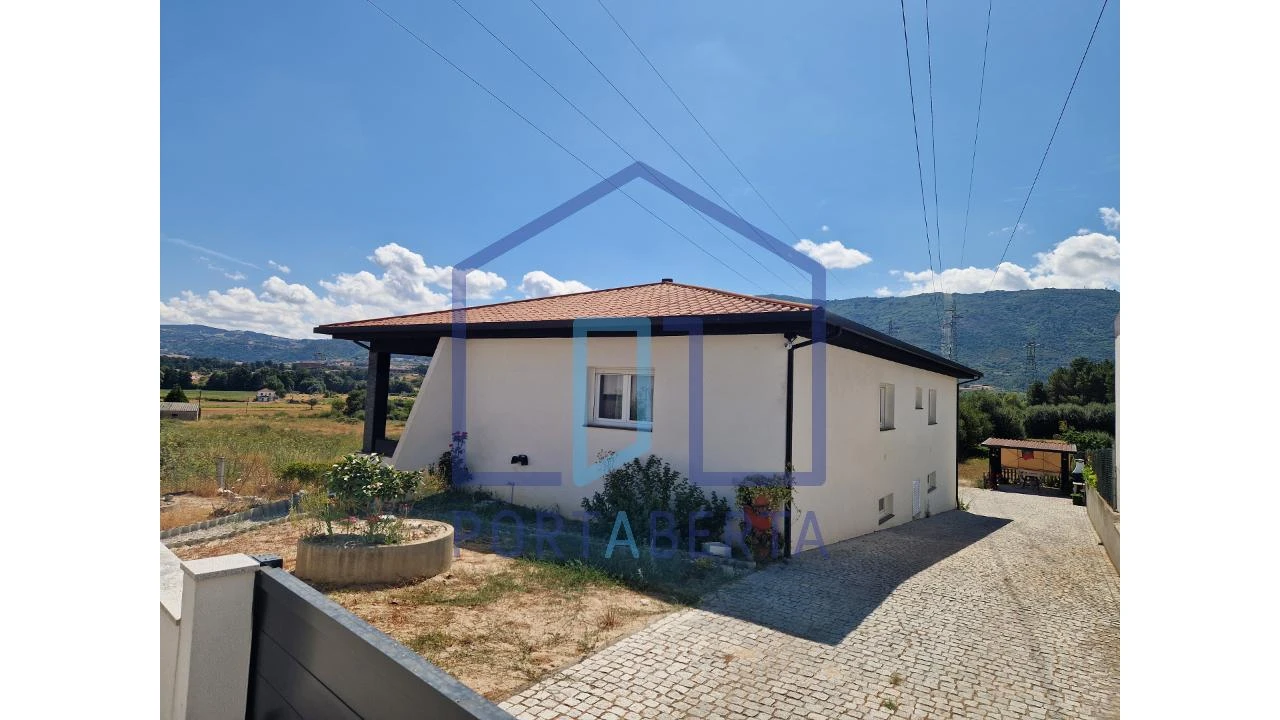 Moradia T3 para Venda em São Pedro de Agostem Foto 4