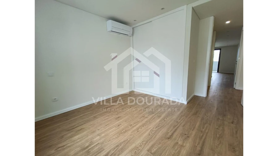 Apartamento T3 para Arrendamento em Santa Marinha e São Pedro da Afurada Foto 17