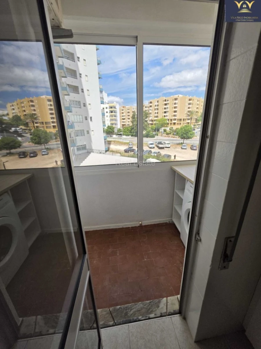 Apartamento T2 para Venda em Portimão Foto 15