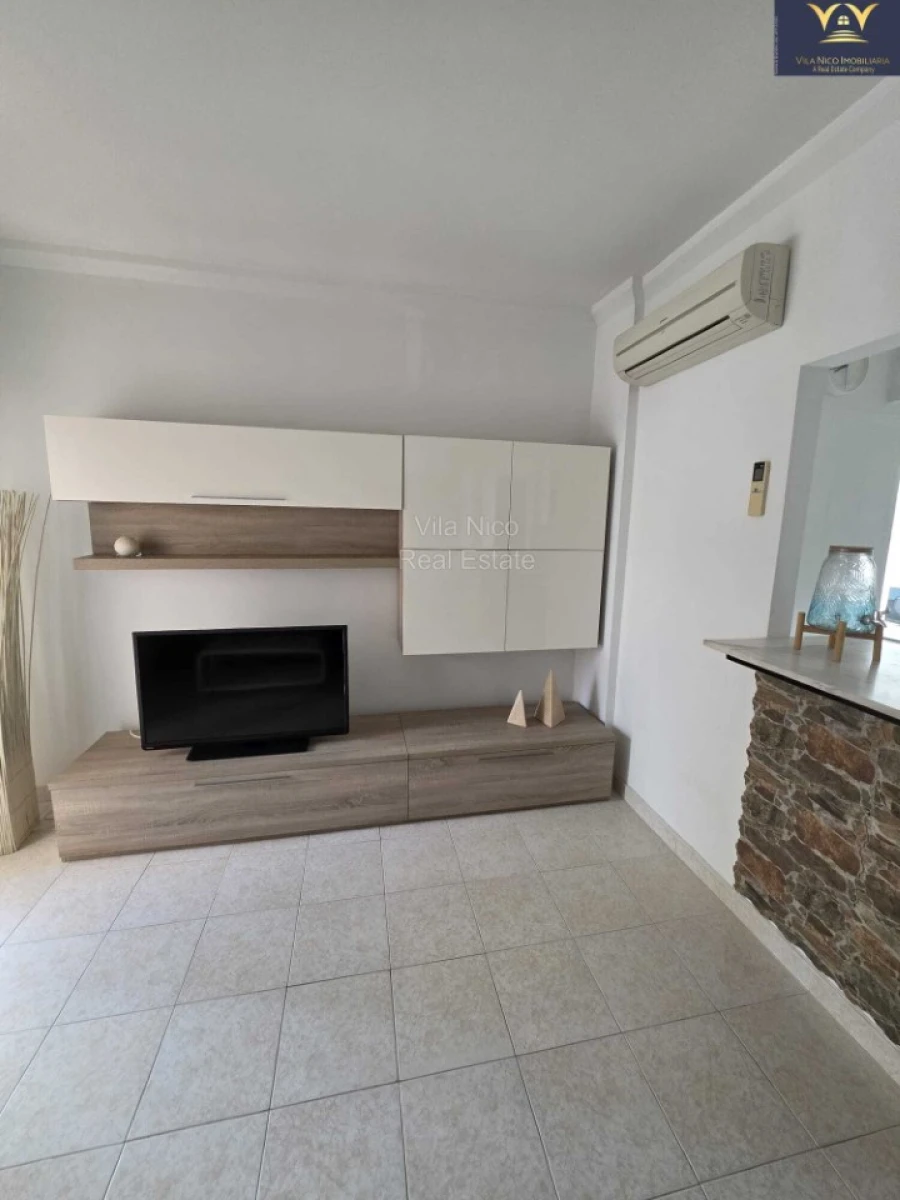 Apartamento T2 para Venda em Portimão Foto 2