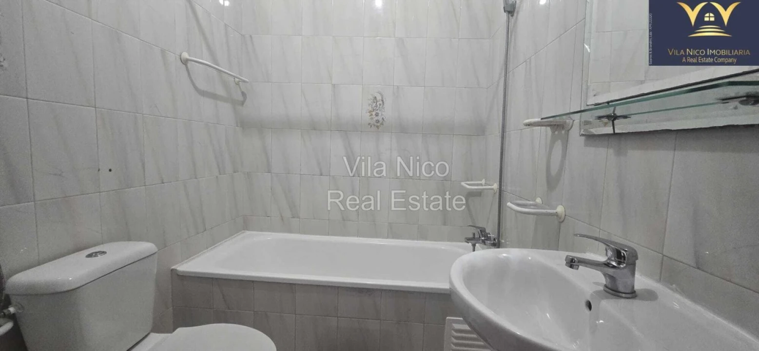 Apartamento T2 para Venda em Portimão Foto 7