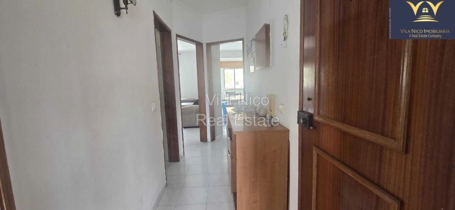 Apartamento T2 para Venda em Portimão Foto 10