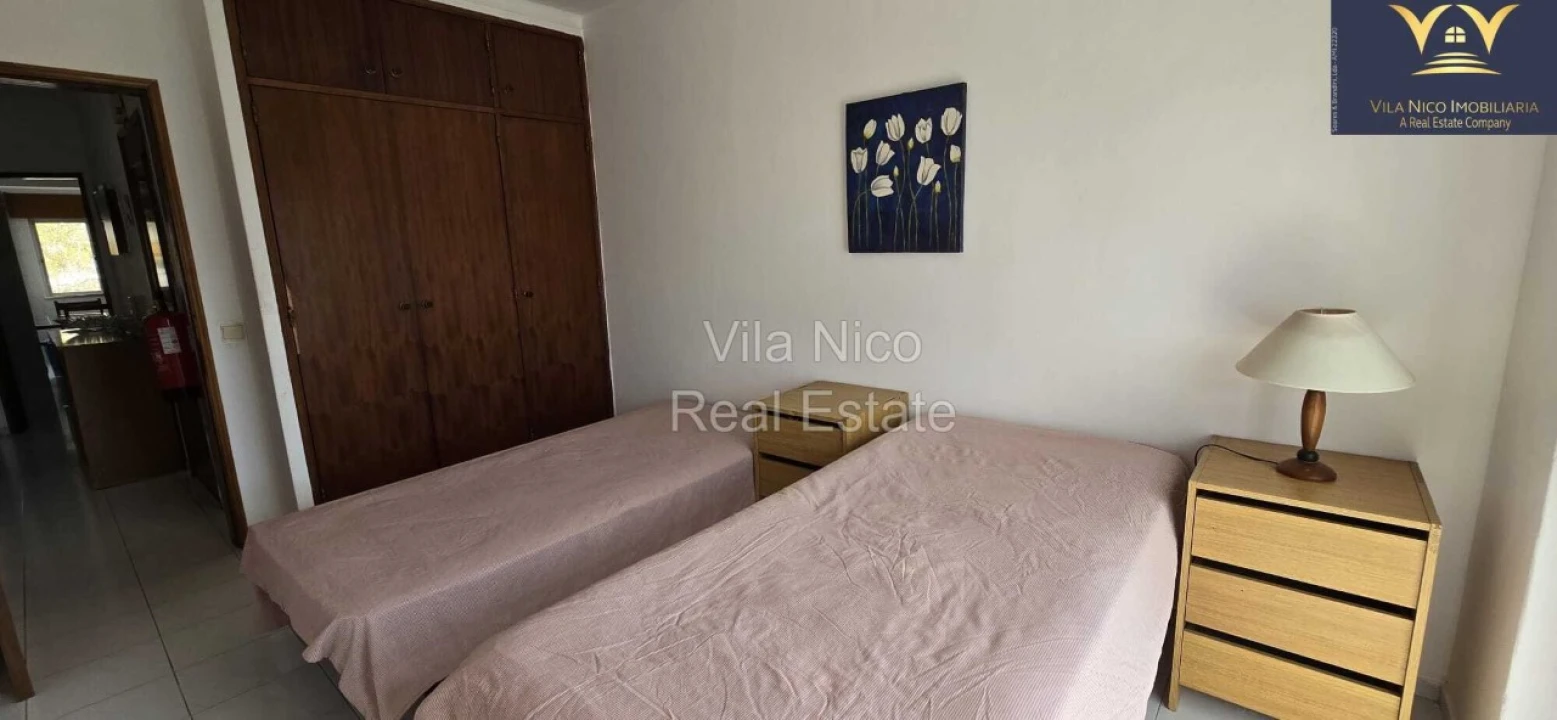 Apartamento T2 para Venda em Portimão Foto 15