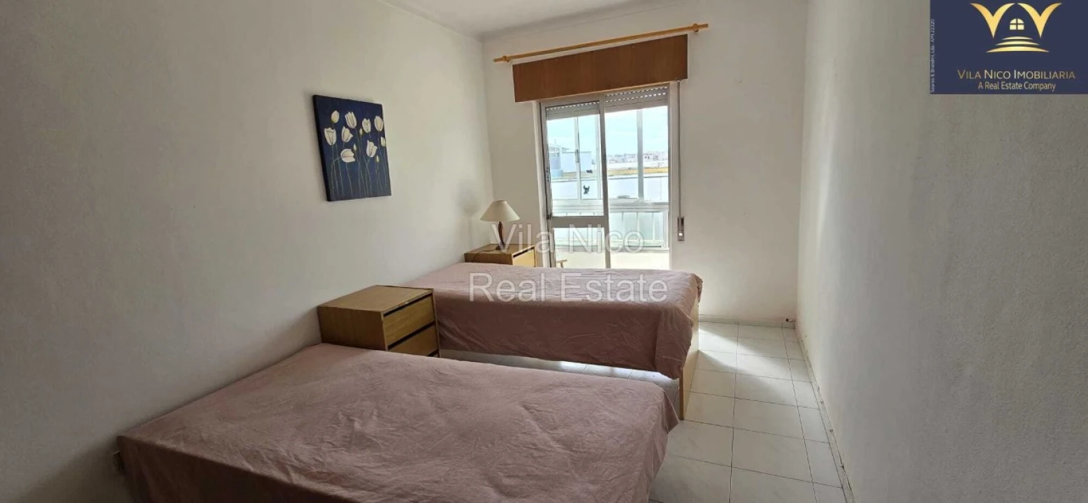 Apartamento T2 para Venda em Portimão Foto 16