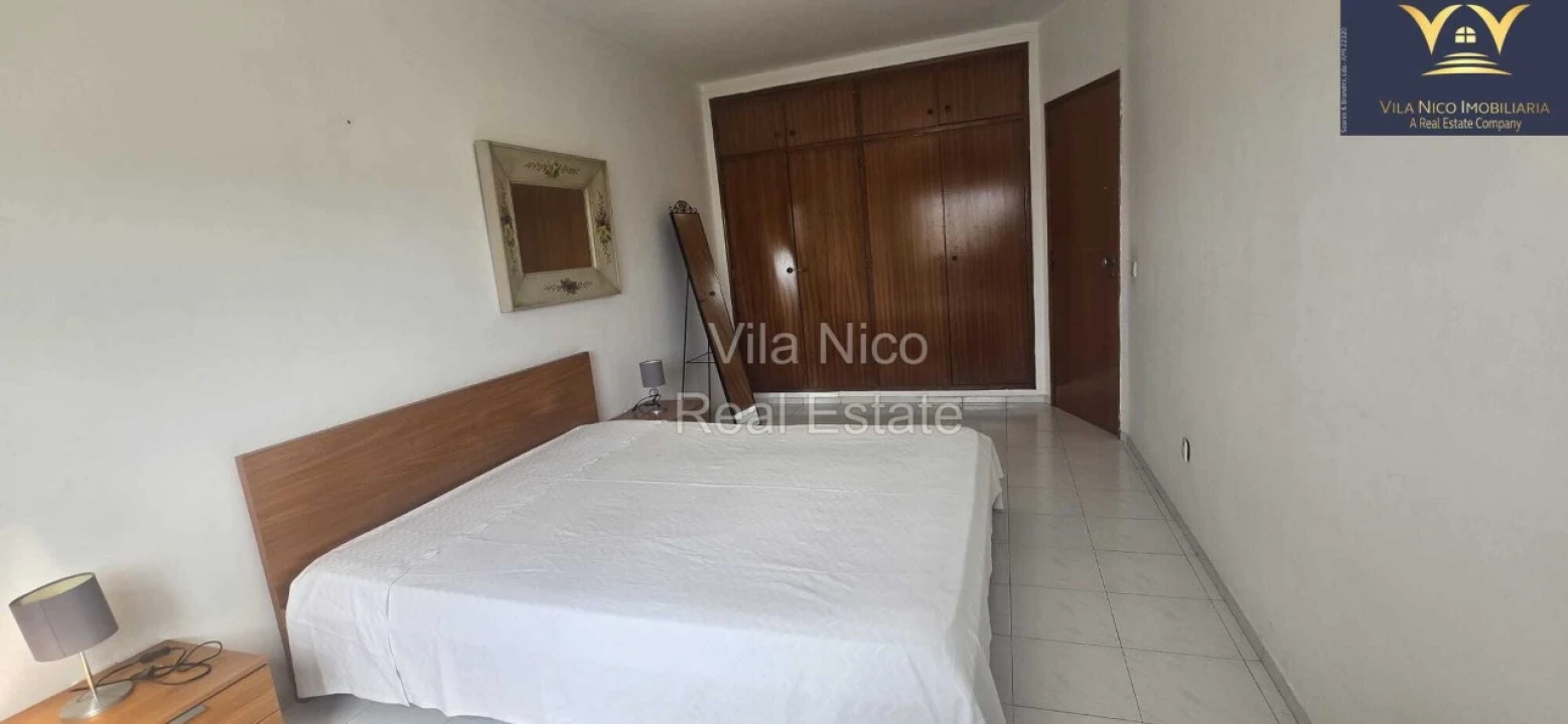 Apartamento T2 para Venda em Portimão Foto 21