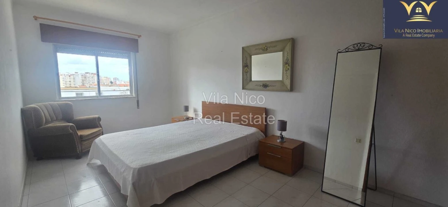 Apartamento T2 para Venda em Portimão Foto 23