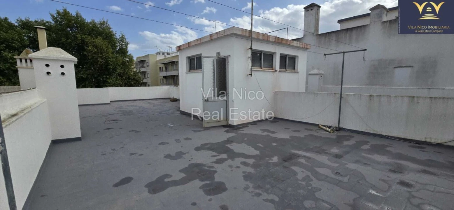 Apartamento T2 para Venda em Portimão Foto 31