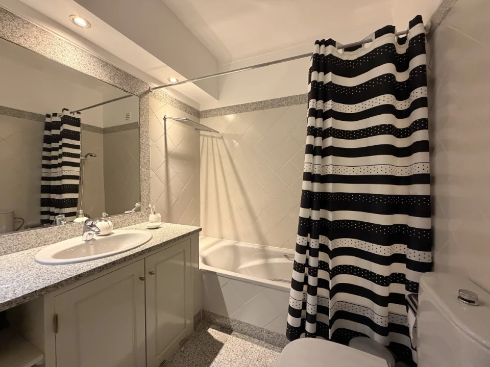 Apartamento T2 para Venda em Silves Foto 18