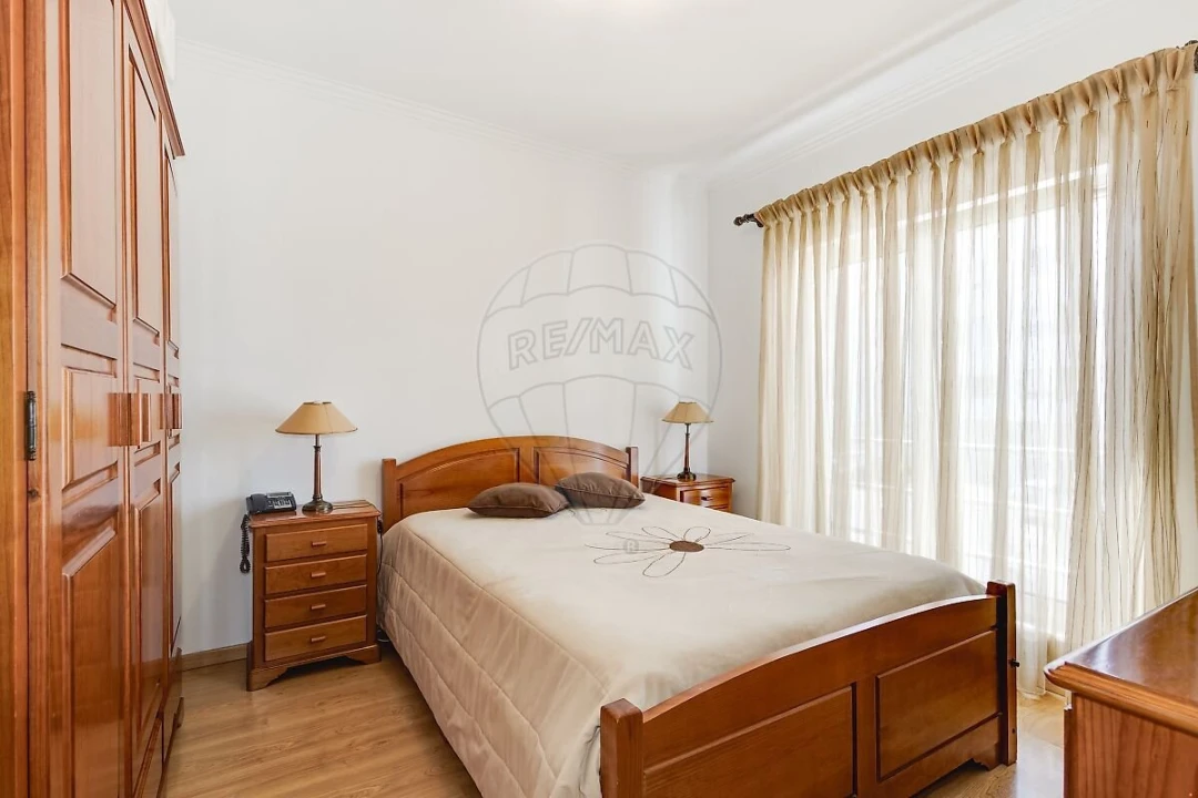 Moradia T5 para Venda em Santo Antonio da Charneca Foto 40