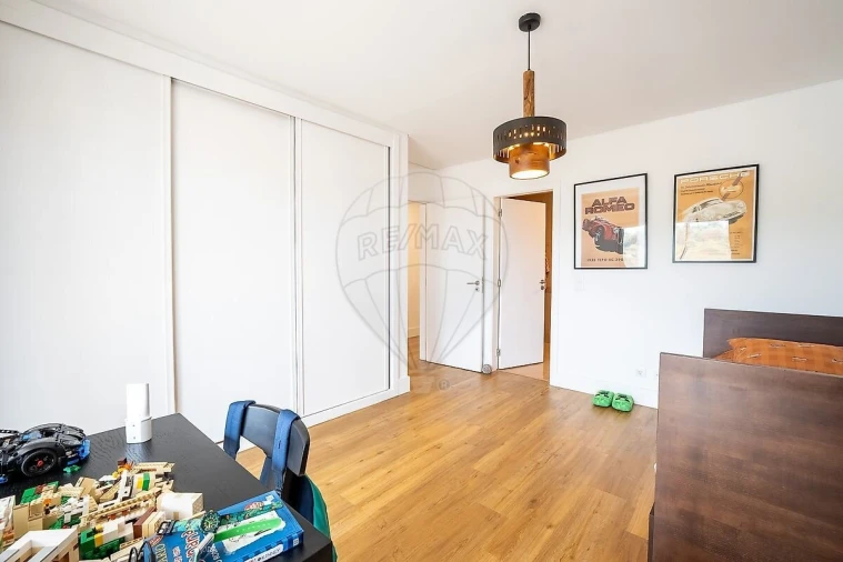 Apartamento T2 para Venda em Alvalade Foto 22