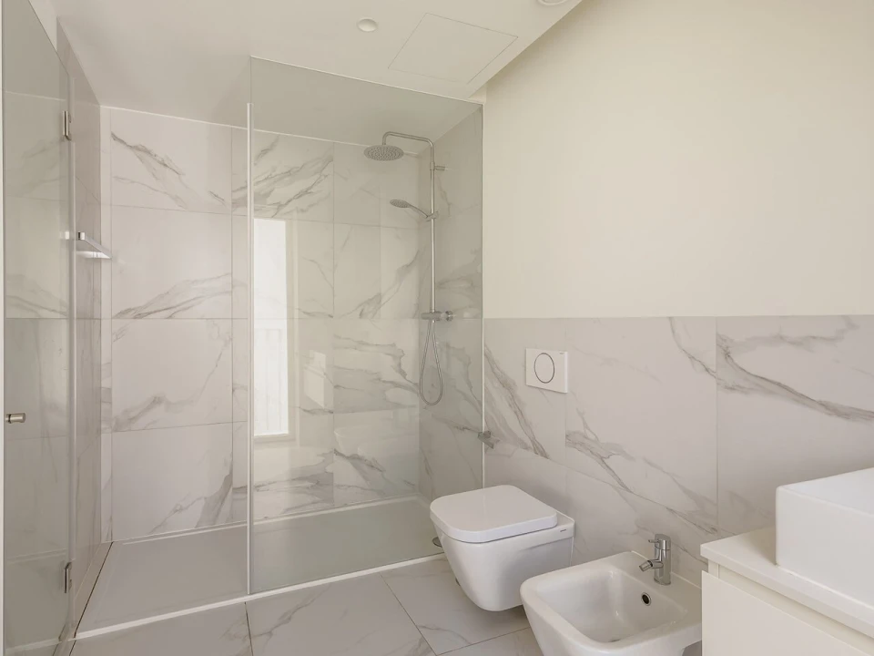 Apartamento T0 para Venda em Santo António Foto 17