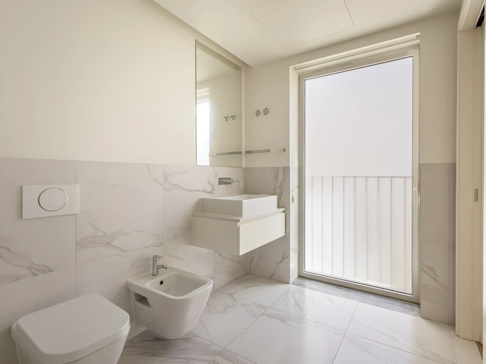 Apartamento T0 para Venda em Santo António Foto 18