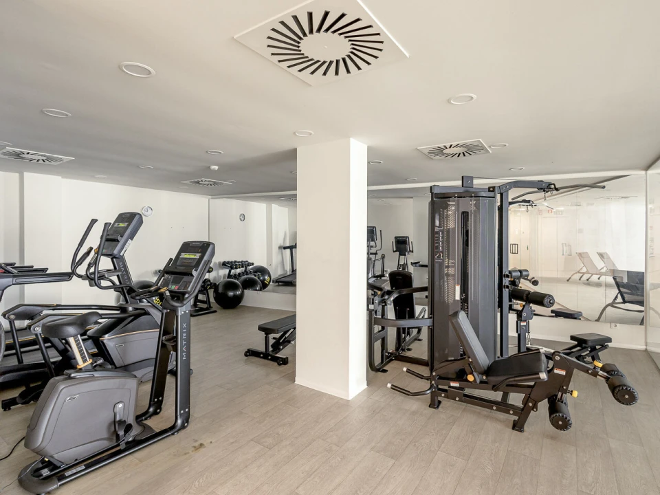 Apartamento T0 para Venda em Santo António Foto 9