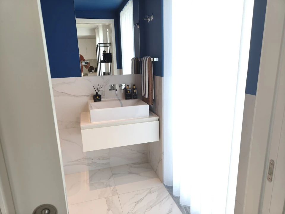 Apartamento T0 para Venda em Santo António Foto 5