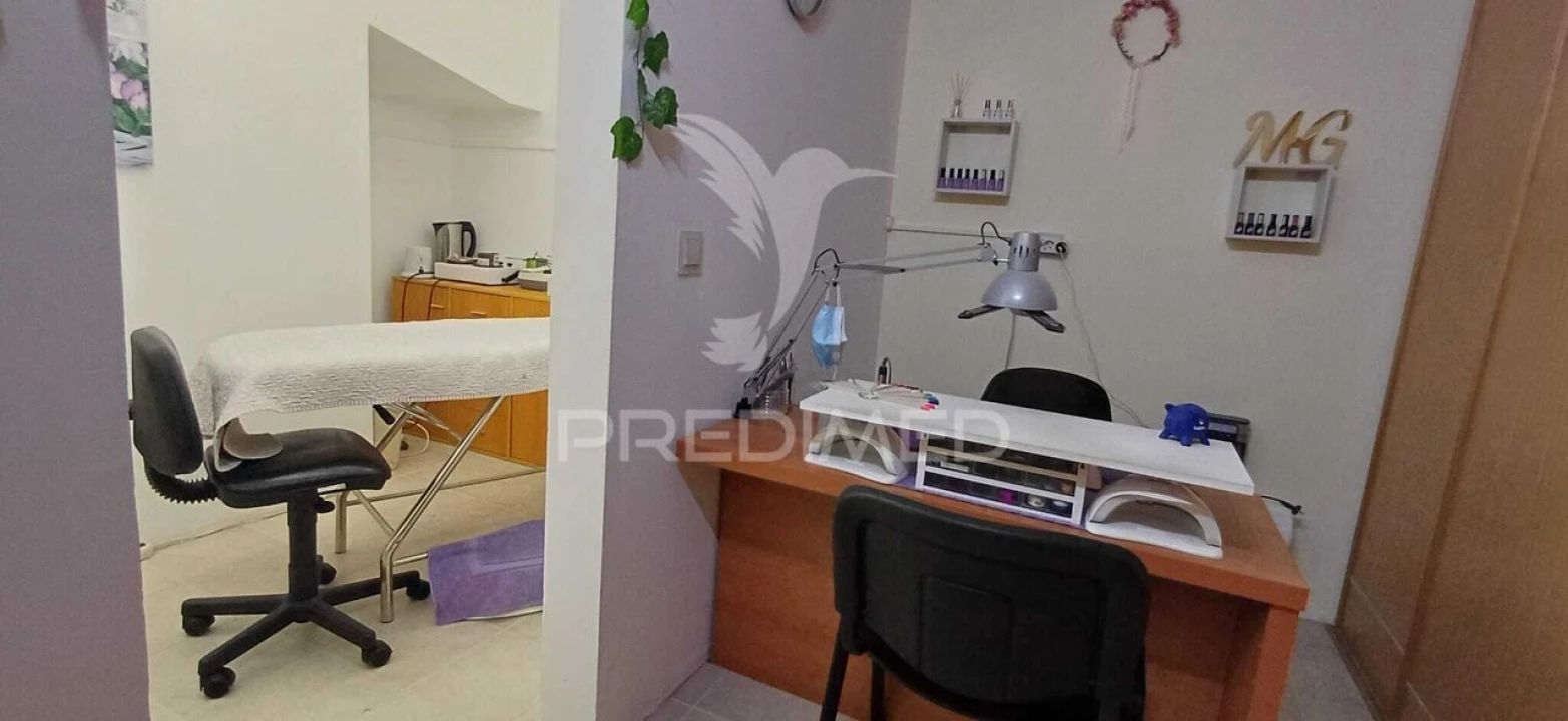 Moradia T4 para Venda em Estômbar e Parchal Foto 33