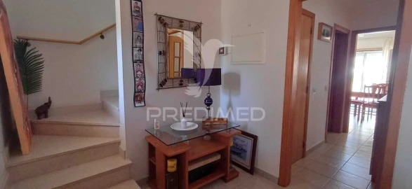 Moradia T4 para Venda em Estômbar e Parchal