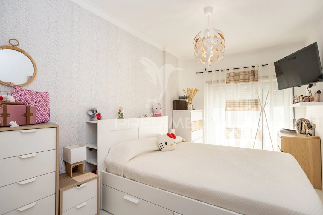 Apartamento T2 para Venda em Corroios Foto 14