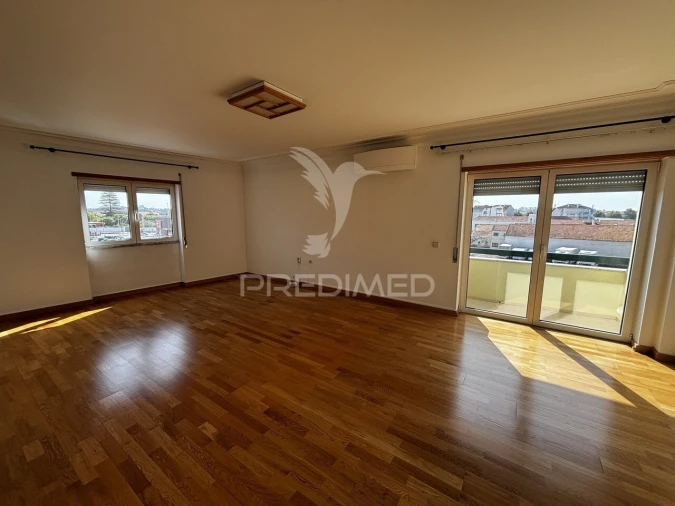 Apartamento T3 para Venda em Alhos Vedros Foto 14