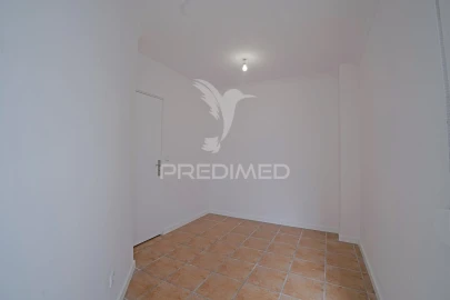 Apartamento T2 para Venda em Algueirão-Mem Martins