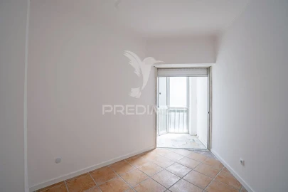 Apartamento T2 para Venda em Algueirão-Mem Martins