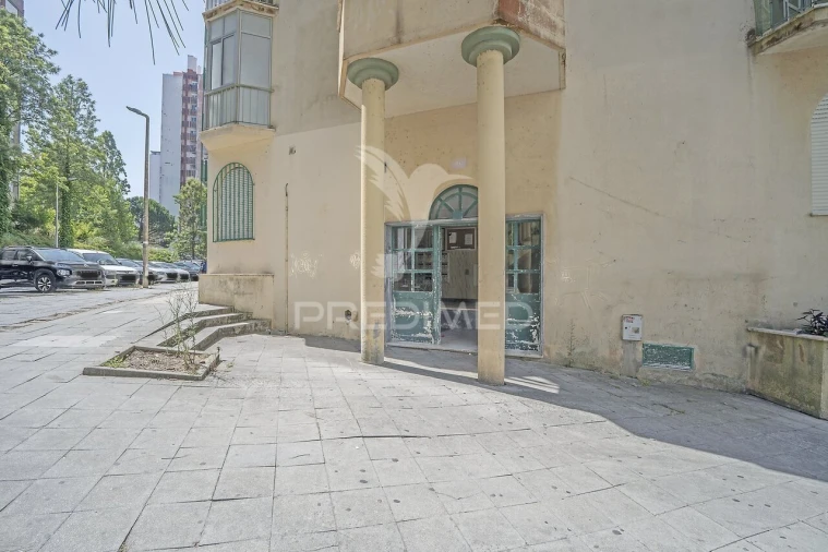 Apartamento T2 para Venda em Algueirão-Mem Martins Foto 25
