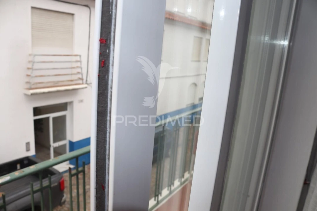 Apartamento T2 para Venda em Reguengos de Monsaraz Foto 8