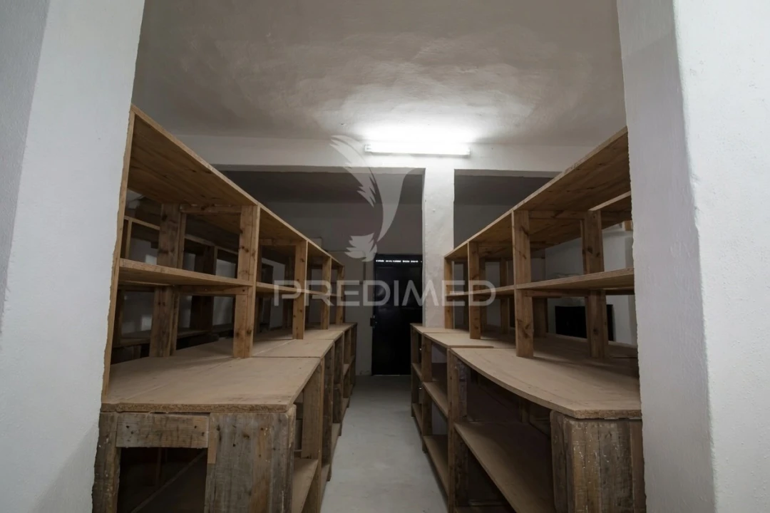 Armazém para Venda em Pechão Foto 5